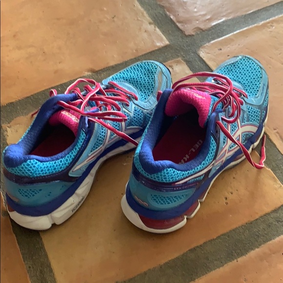 ASICS size 8 - Picture 3 of 5